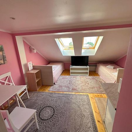 Аpartment For Lady Apartment Chernivtsi Bagian luar foto