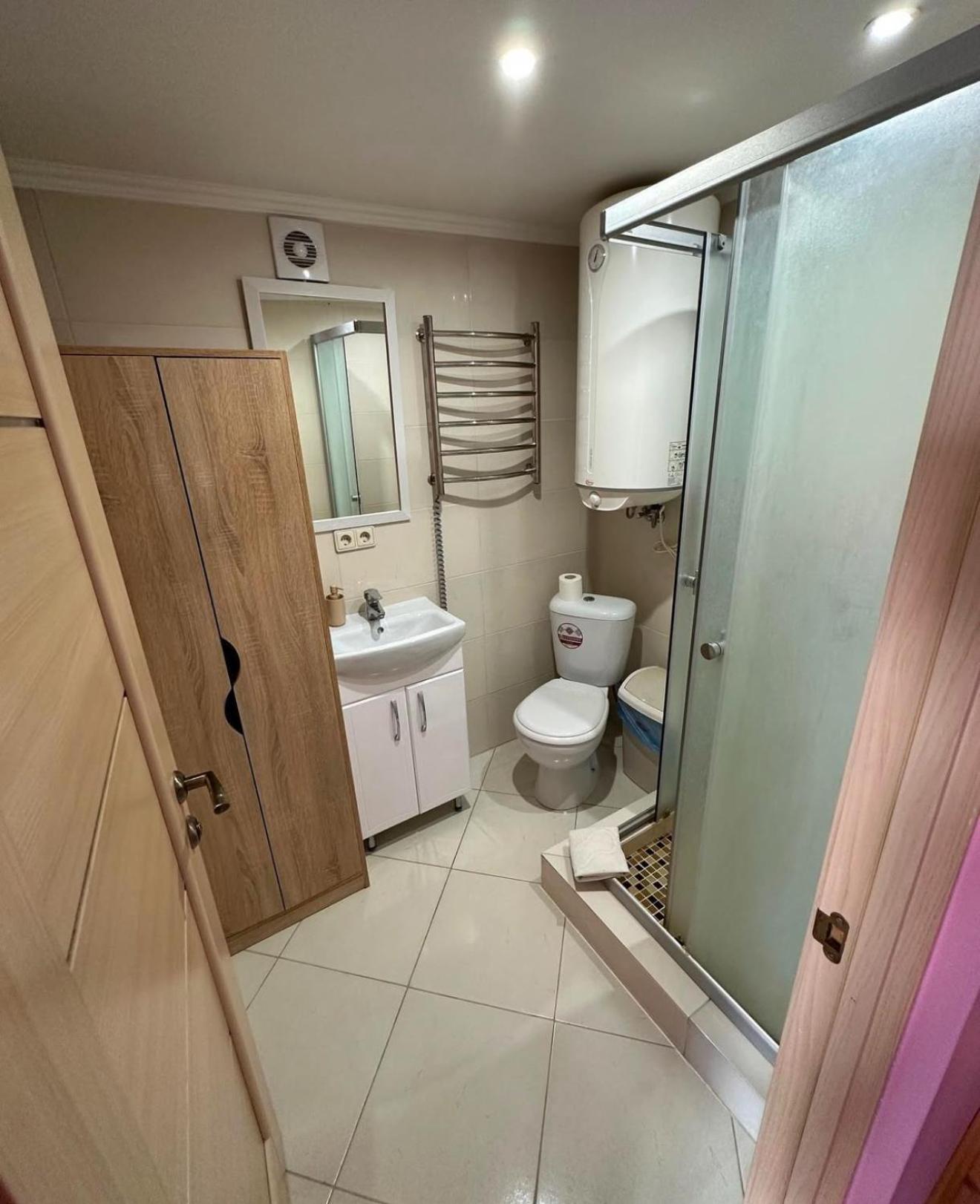 Аpartment For Lady Apartment Chernivtsi Bagian luar foto